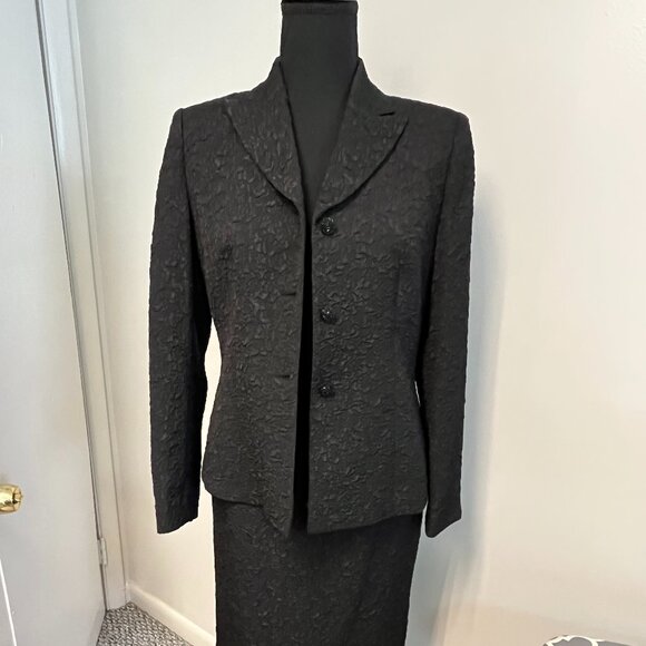 Kasper - Black Jacket and Skirt - Size 6P - lined - 0803-LR-4 - Picture 1 of 4